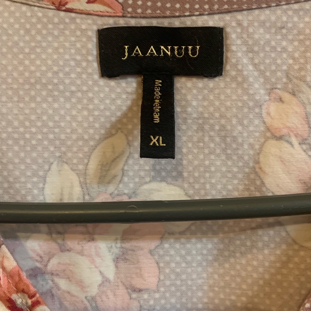 Jaanuu Tulip Scrub Top XL